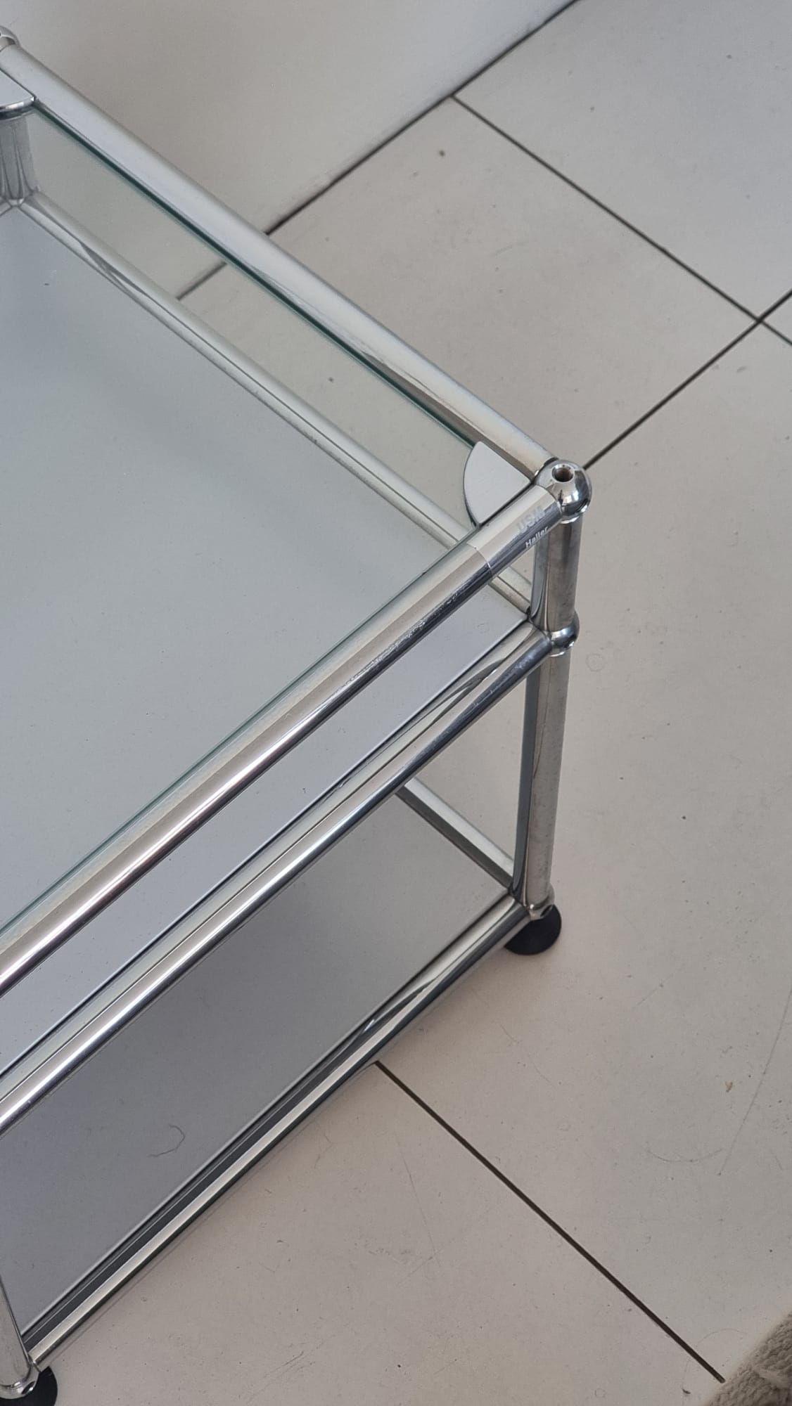 USM Haller bijzettafel 3